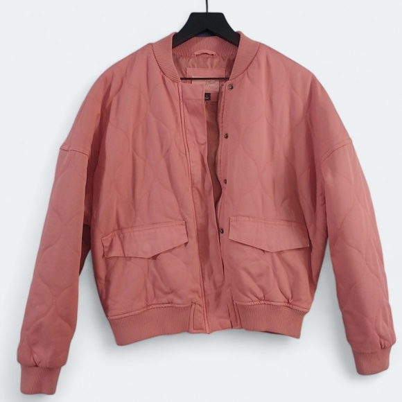 Universal Thread Bomber Jacket Women's Pink Quilted Twill Medium - Picture 2 of 6